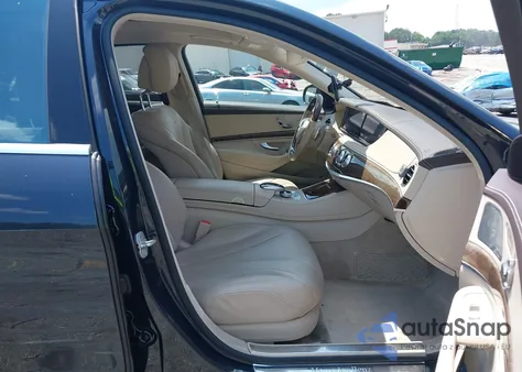 2015 Mercedes-Benz S 550 4Matic z USA, uszkodzony, nr VIN WDDUG8FB6FA083088